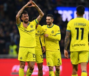 包含意大利杯加时末段走向成谜，上海海港更衣室发声，底气十足，轮换策略成焦点的词条-开云